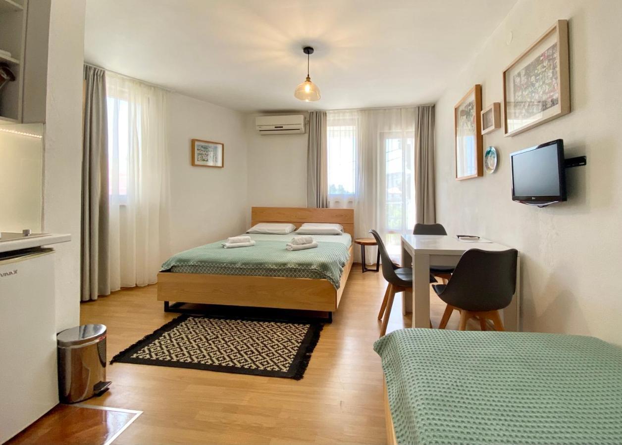 באר Apartments Rux De Luxe מראה חיצוני תמונה