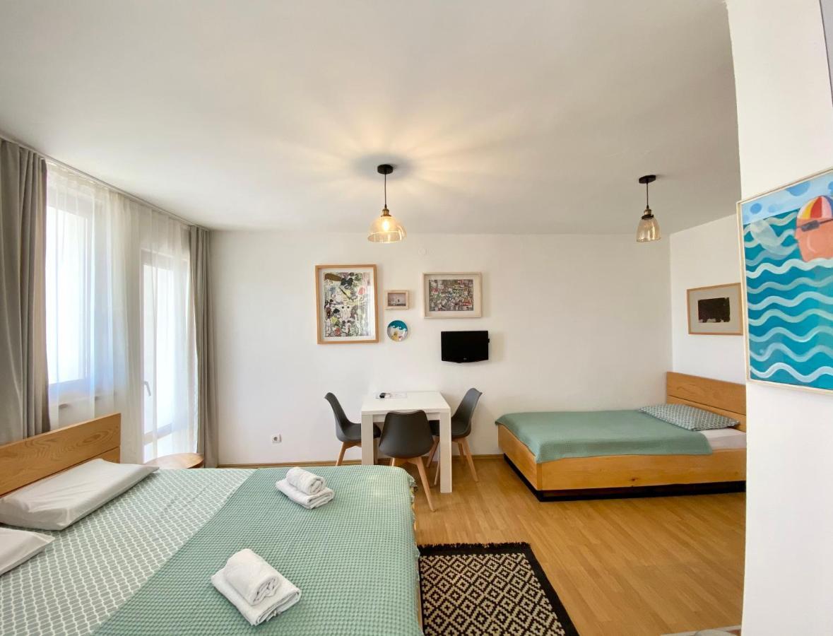 באר Apartments Rux De Luxe מראה חיצוני תמונה
