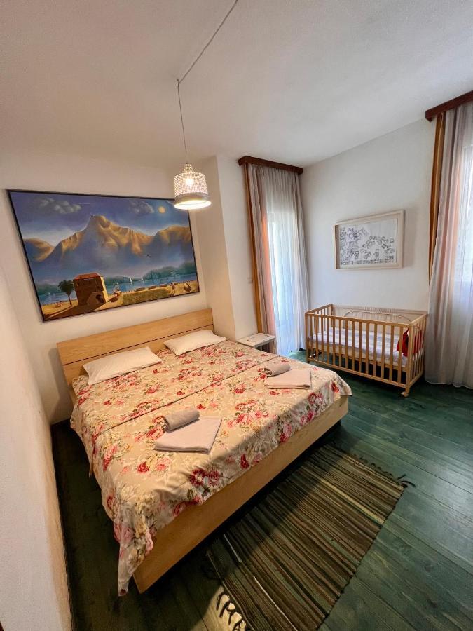 באר Apartments Rux De Luxe מראה חיצוני תמונה