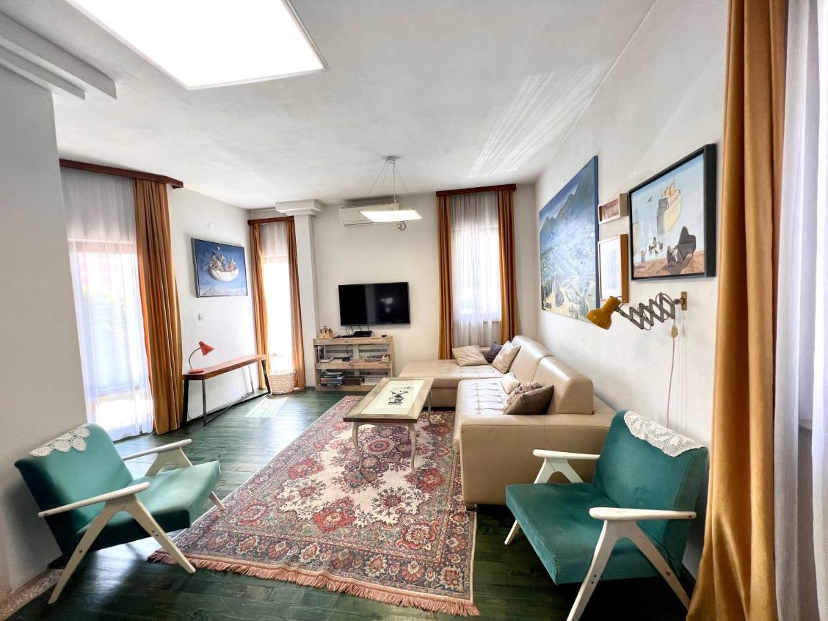 באר Apartments Rux De Luxe מראה חיצוני תמונה